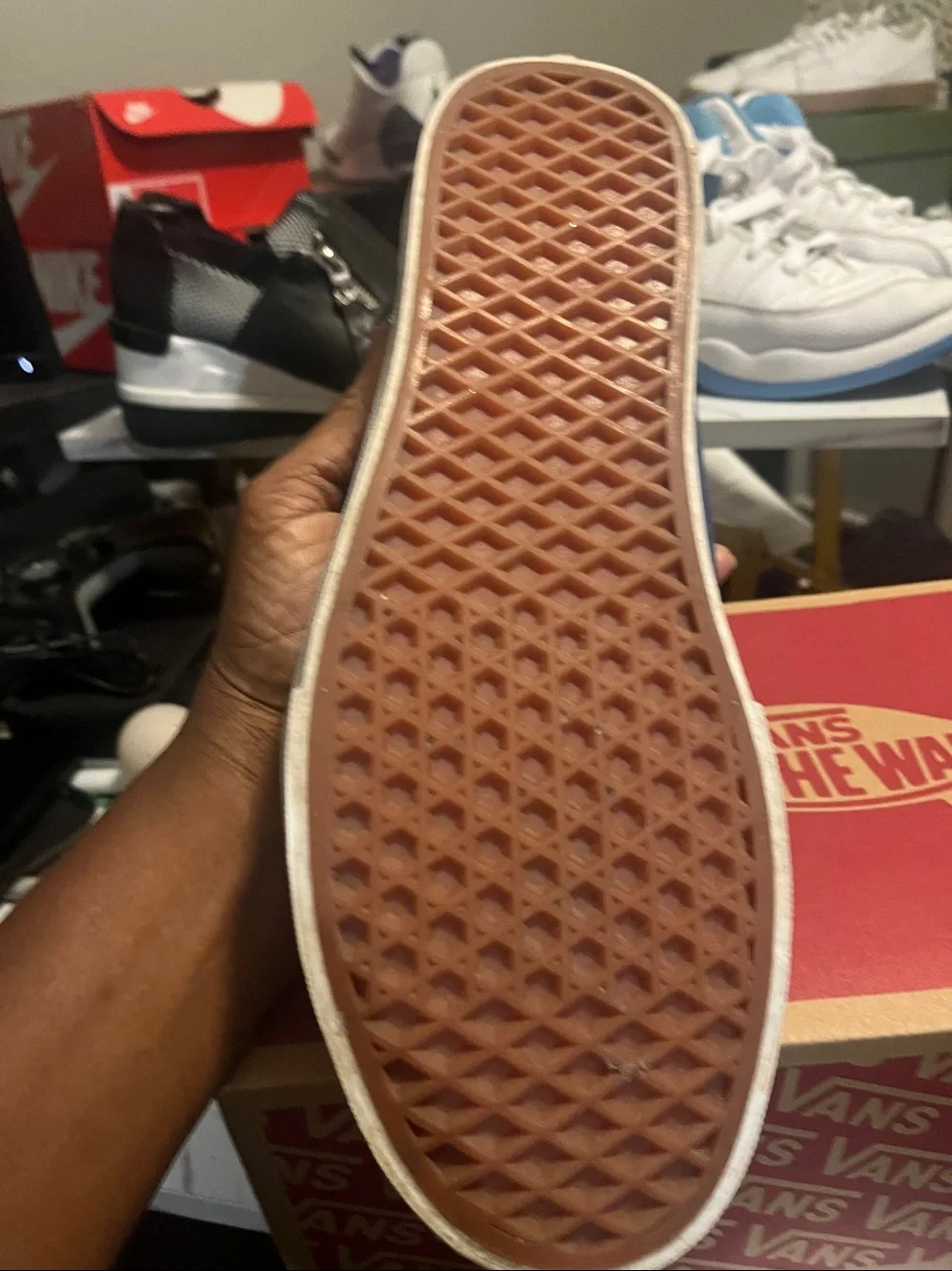 Vans low top
